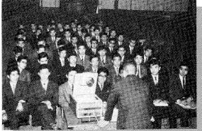 新入社員教育風景の写真