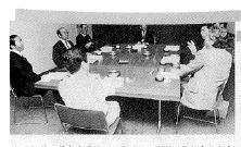 低成長の時代に関する座談会の写真